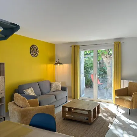 Holiday home Maison & Studio, Jardin, Confort